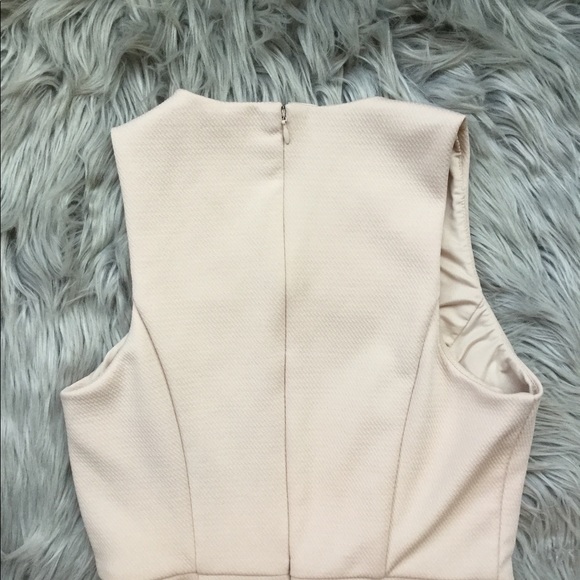 Cream Body-Con Dress - Picture 5 of 5